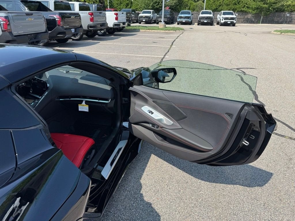 2025 Chevrolet Corvette E-Ray 1LZ