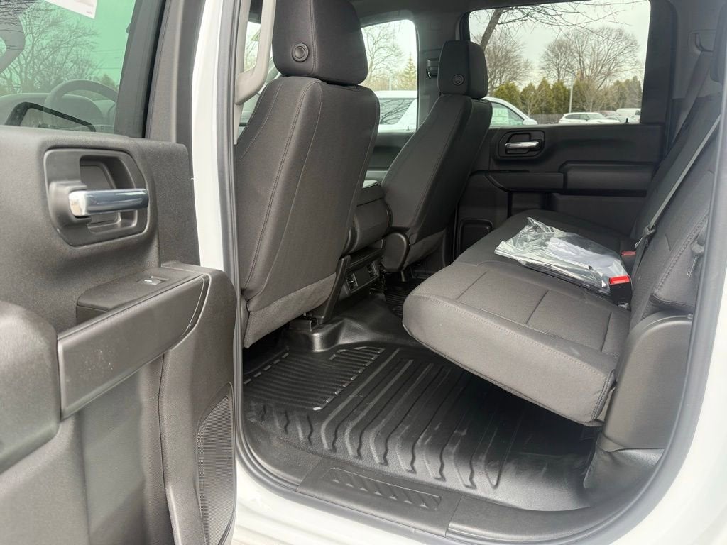 2026 Chevrolet Silverado 3500 HD WT DRW