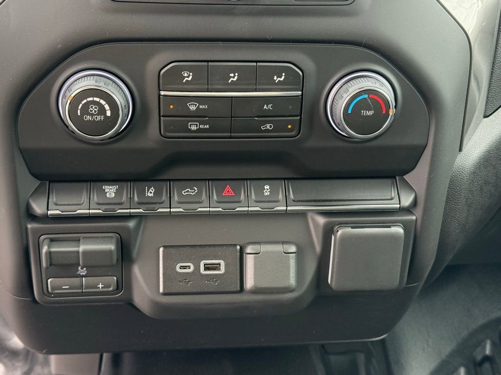 2026 Chevrolet Silverado 3500 HD WT DRW