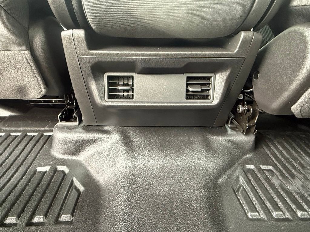 2026 Chevrolet Silverado 3500 HD WT DRW