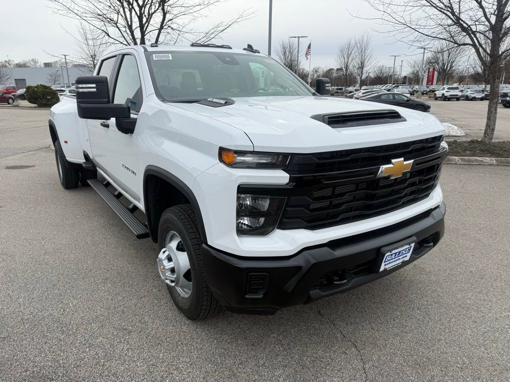 2026 Chevrolet Silverado 3500 HD WT DRW