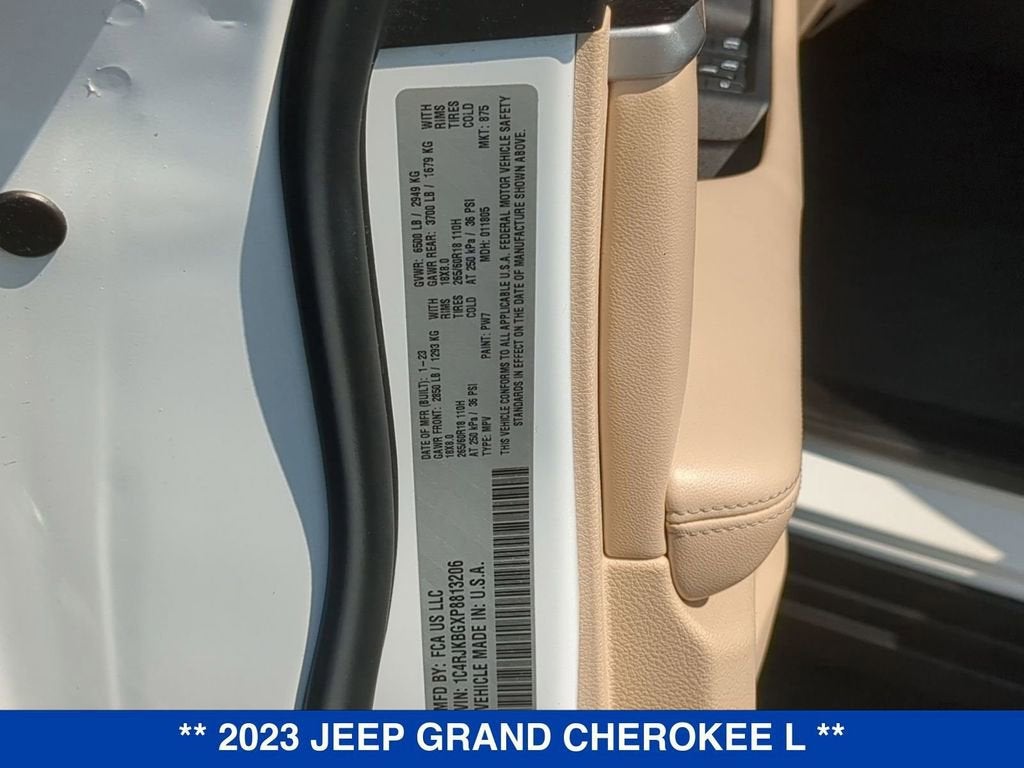 2023 Jeep Grand Cherokee L Limited 4x4