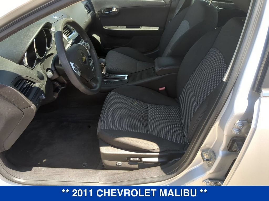2011 Chevrolet Malibu LT w/1LT