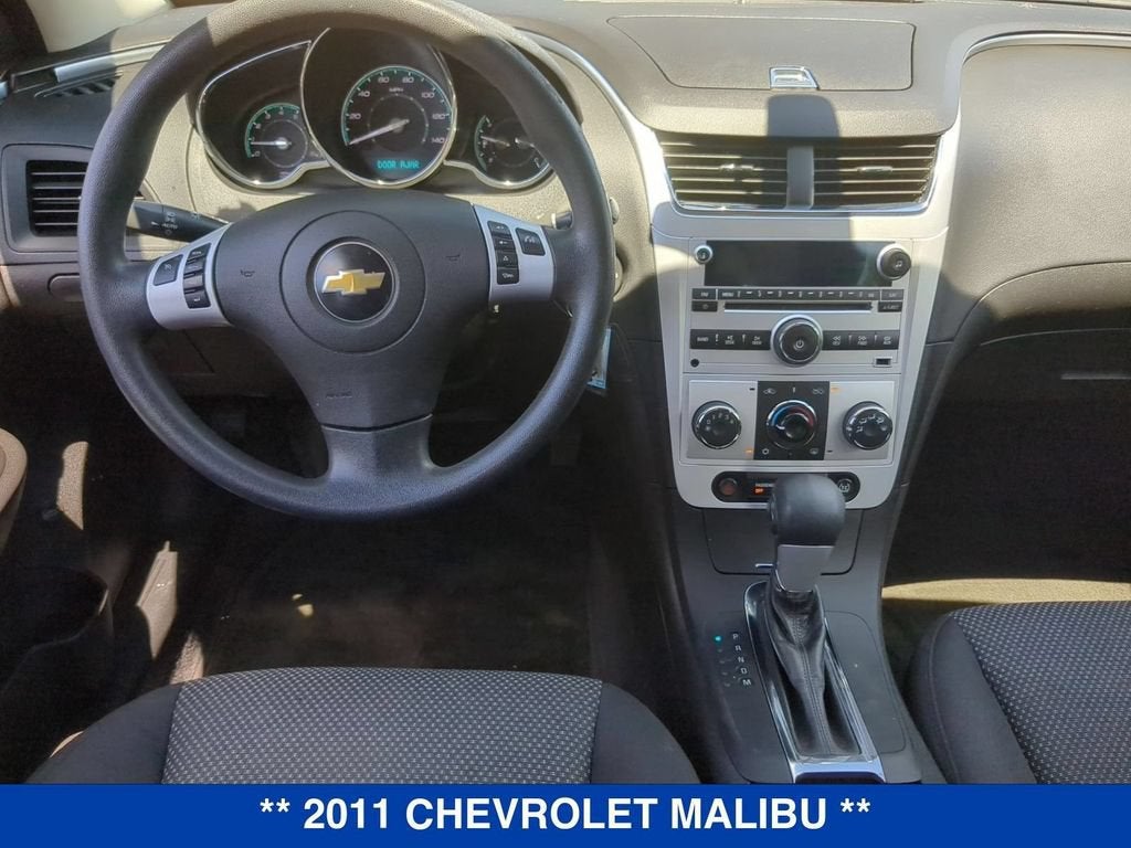 2011 Chevrolet Malibu LT w/1LT