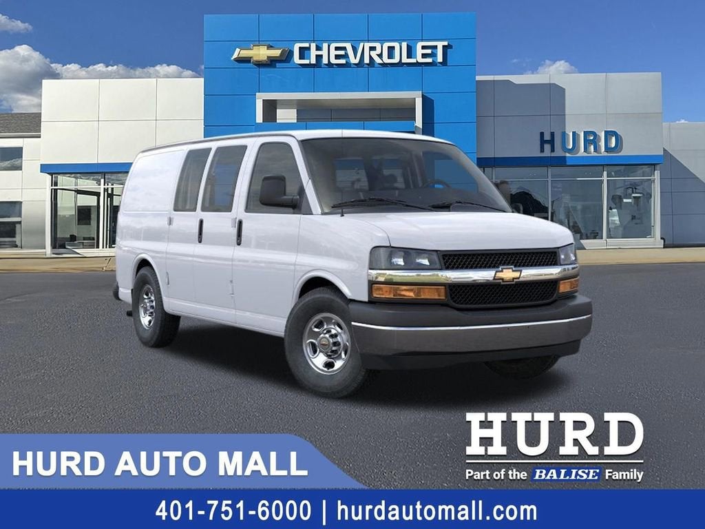 2026 Chevrolet Express 2500 Work Van HD's photo