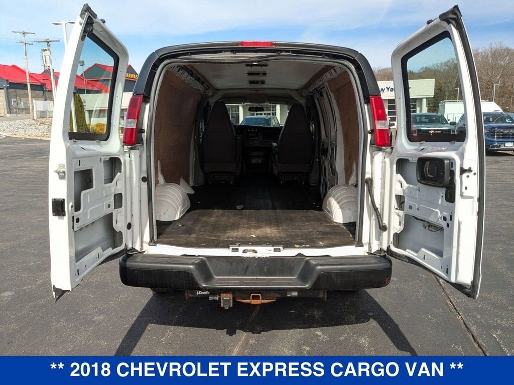 2018 Chevrolet Express Cargo 2500 2500 Regular Wheelbase Rear-Wheel Drive