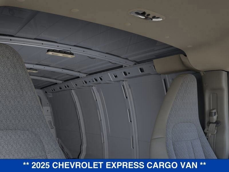 2025 Chevrolet Express Cargo WT