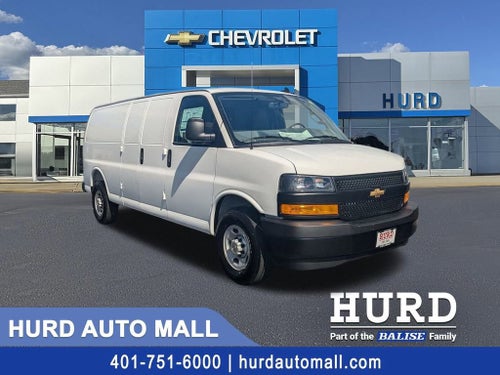 2025 Chevrolet Express Cargo WT