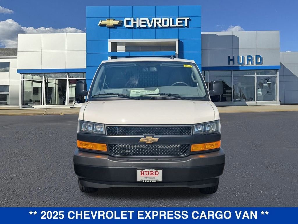 2025 Chevrolet Express Cargo WT