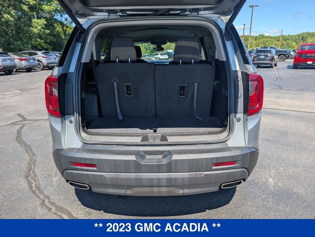 2023 GMC Acadia SLE