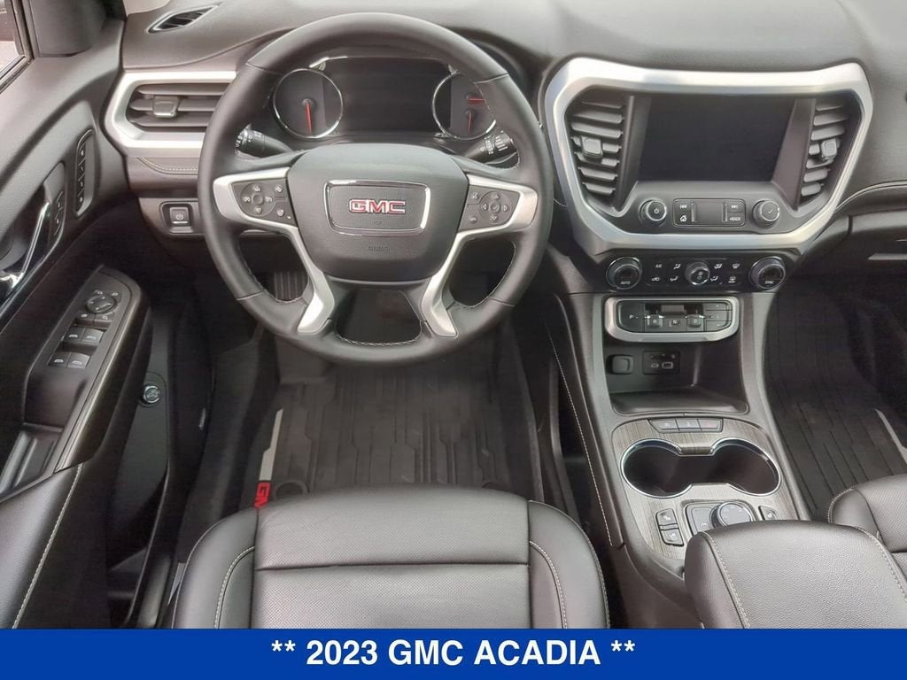 2023 GMC Acadia SLT