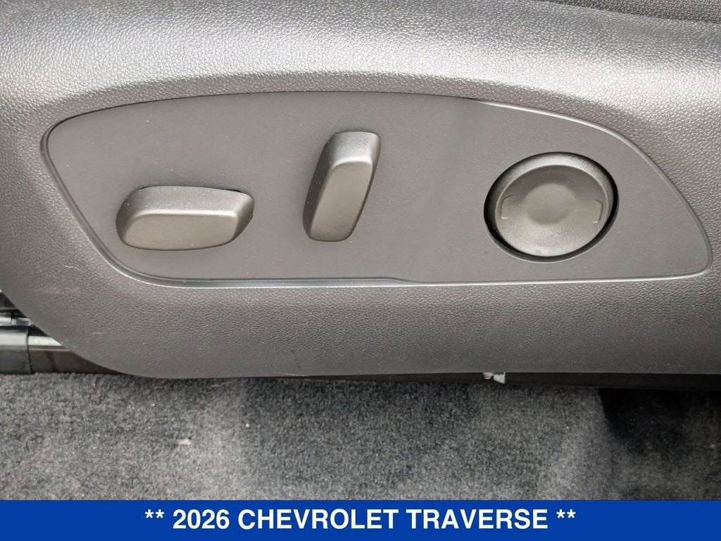 2026 Chevrolet Traverse LT