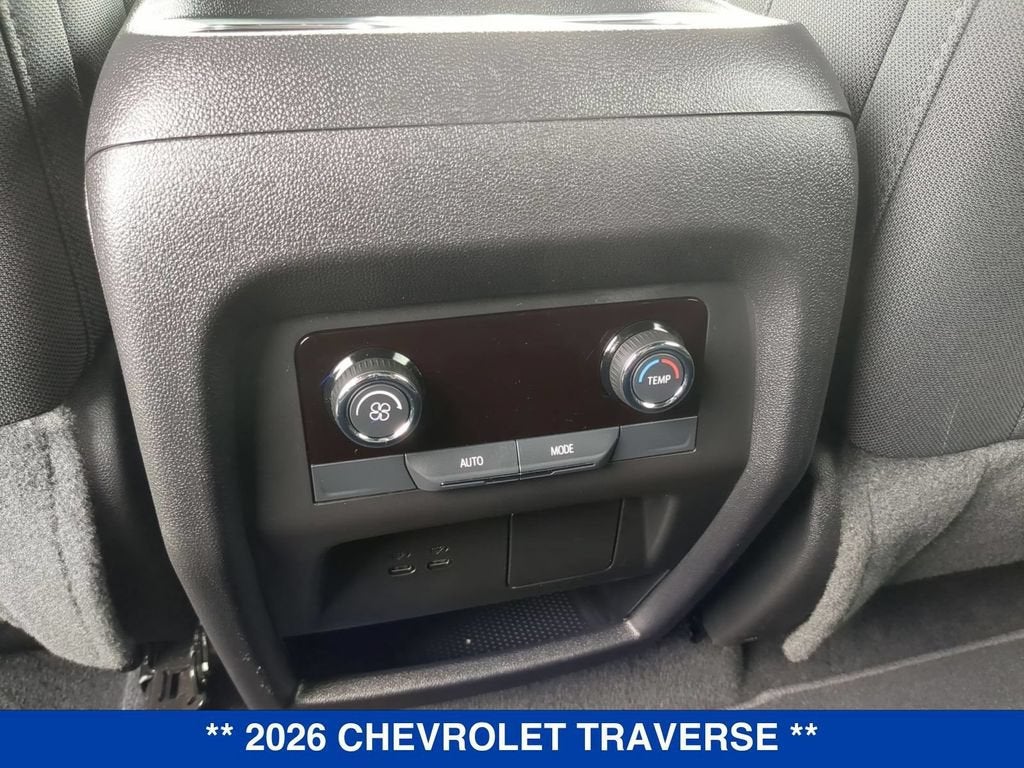 2026 Chevrolet Traverse LT