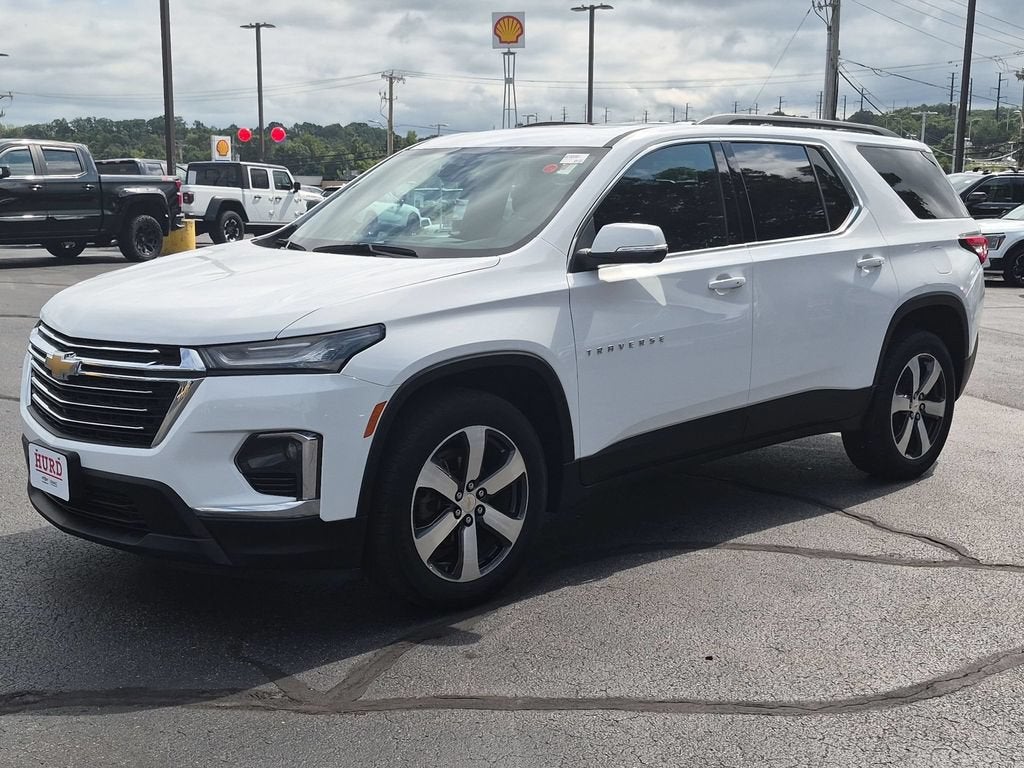 2023 Chevrolet Traverse LT Leather