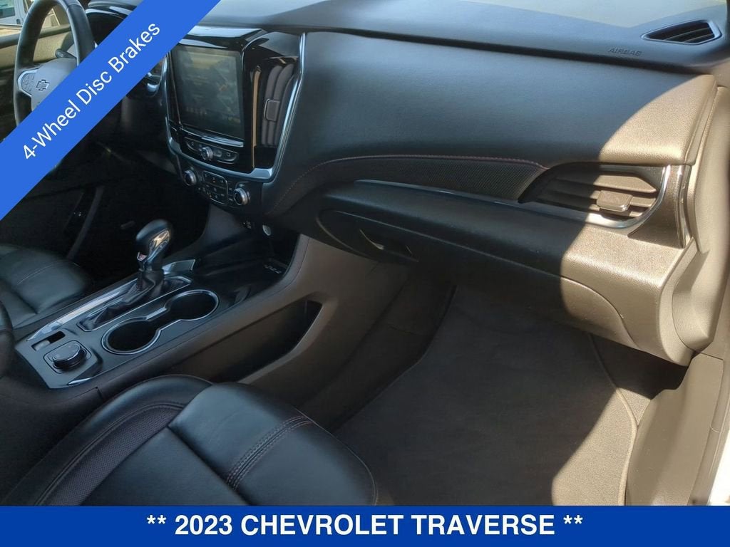 2023 Chevrolet Traverse RS