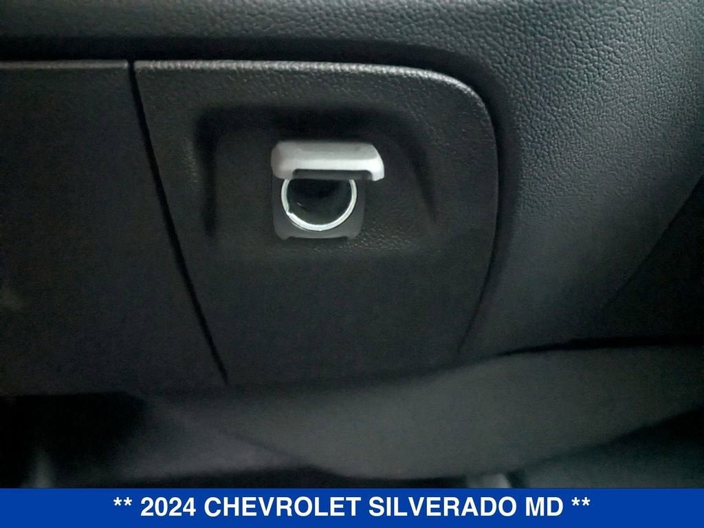 2024 Chevrolet Silverado 6500 HD Work Truck