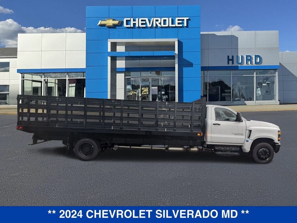 2024 Chevrolet Silverado 6500 HD Work Truck