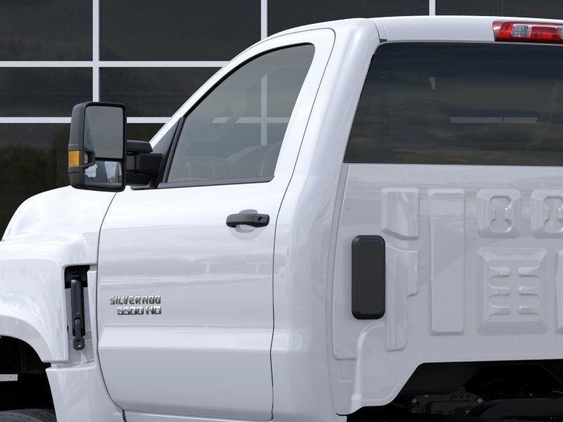 2025 Chevrolet Silverado 5500 HD Work Truck