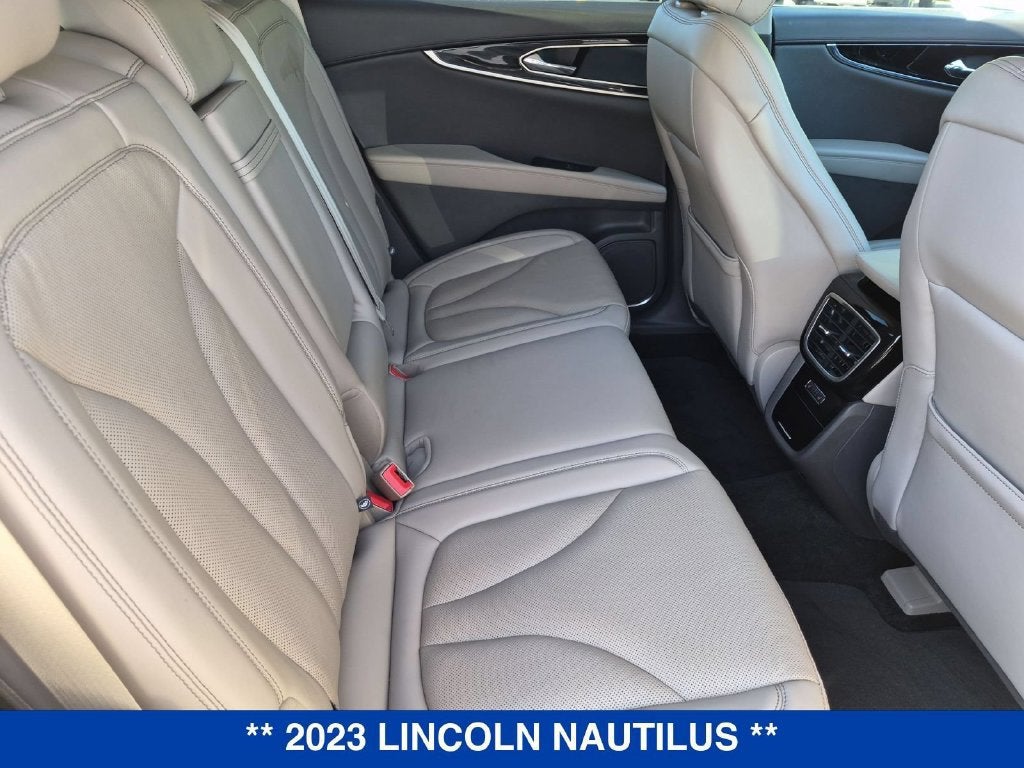 2023 Lincoln Nautilus Reserve