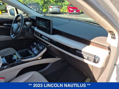 2023 Lincoln Nautilus Reserve