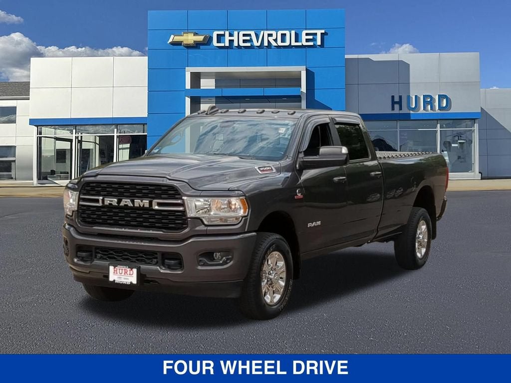 2022 RAM 3500 Big Horn Crew Cab 4x4 8' Box