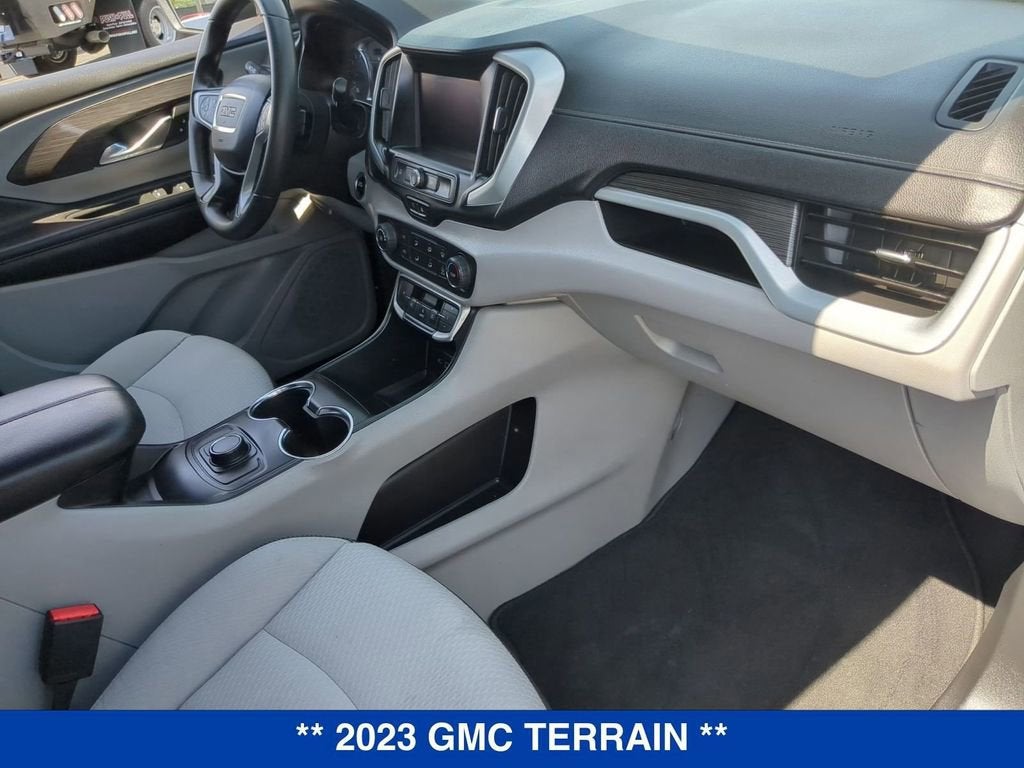 2023 GMC Terrain SLE