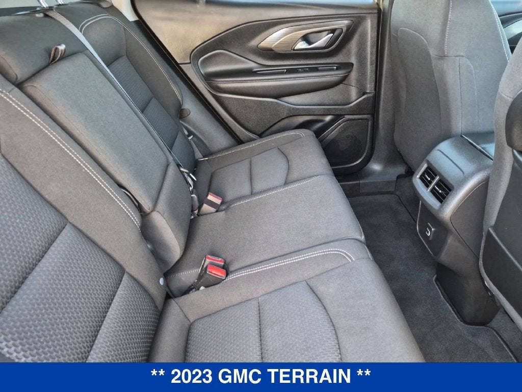 2023 GMC Terrain SLE