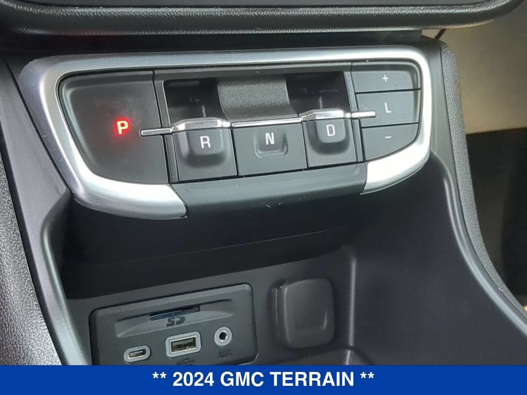 2024 GMC Terrain SLT