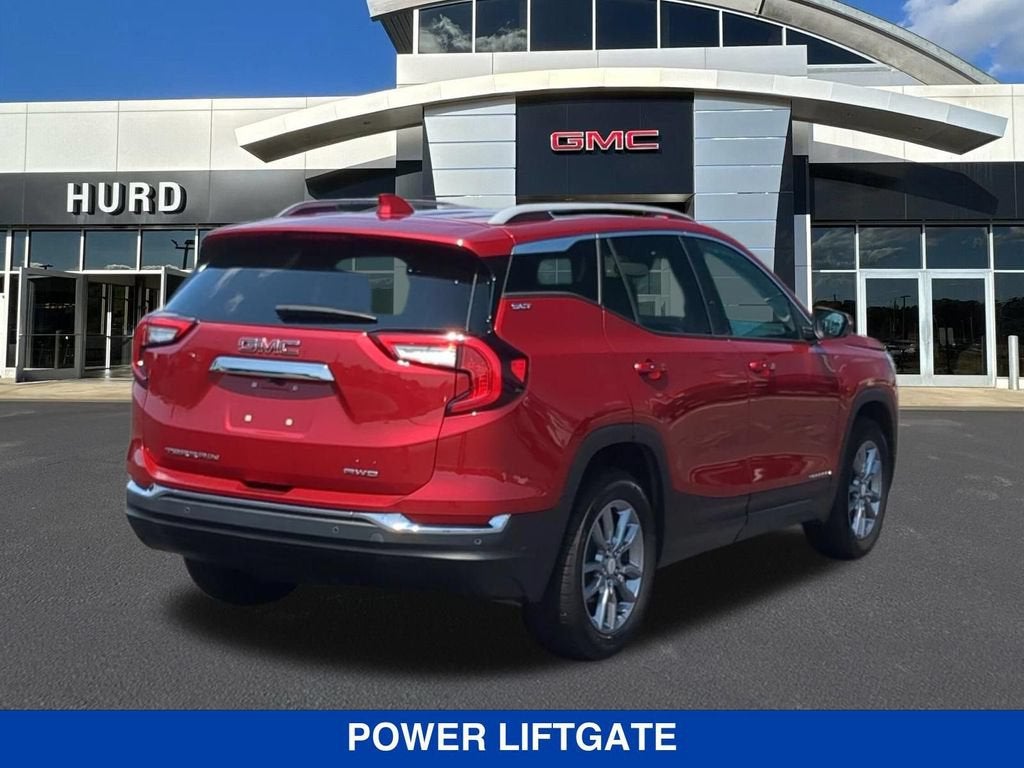 2024 GMC Terrain SLT