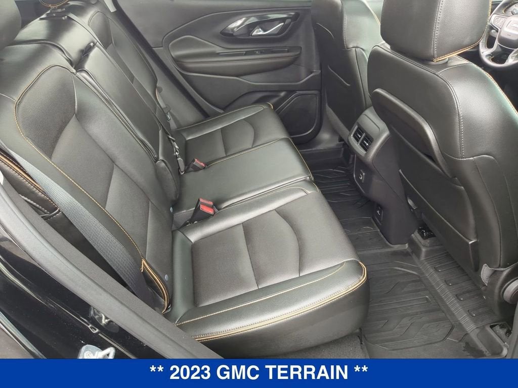 2023 GMC Terrain AT4