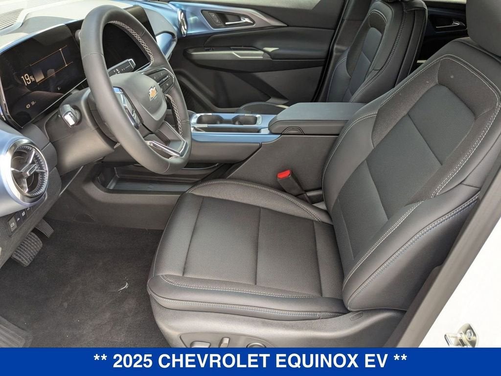 2025 Chevrolet Equinox EV LT