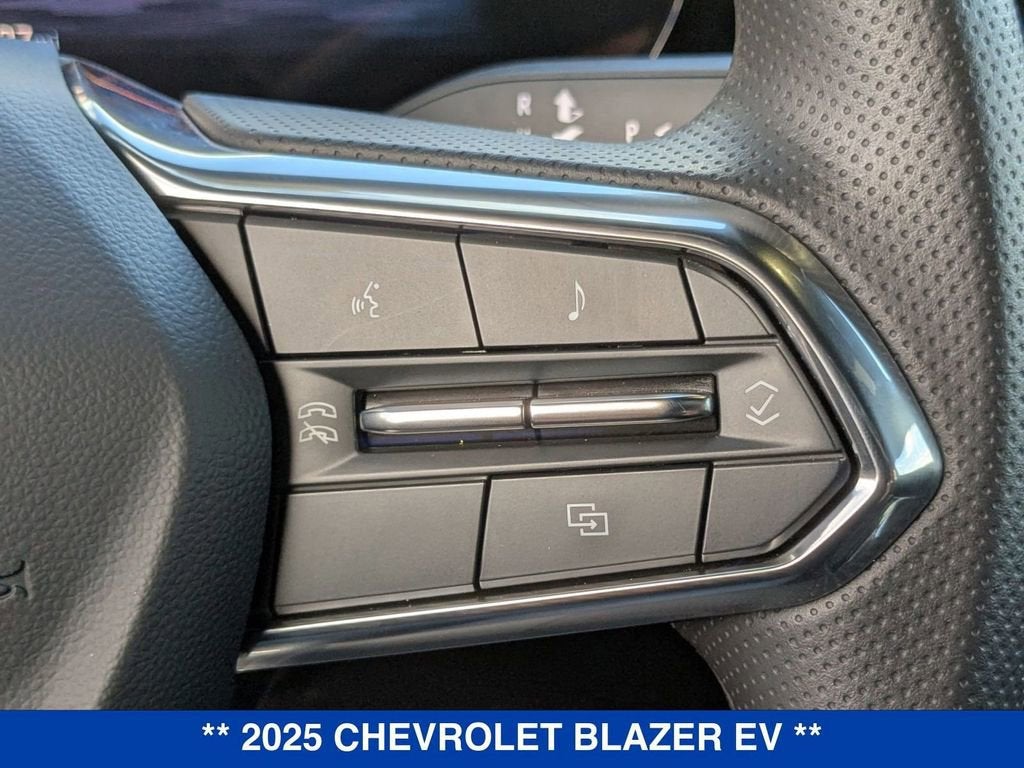 2025 Chevrolet Blazer EV LT