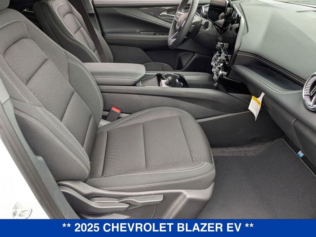 2025 Chevrolet Blazer EV LT