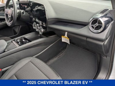 2025 Chevrolet Blazer EV LT
