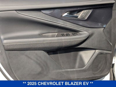 2025 Chevrolet Blazer EV LT