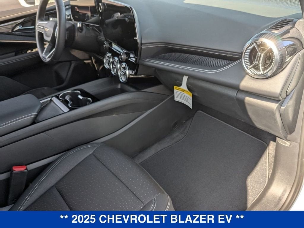 2025 Chevrolet Blazer EV LT