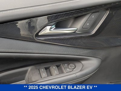 2025 Chevrolet Blazer EV LT