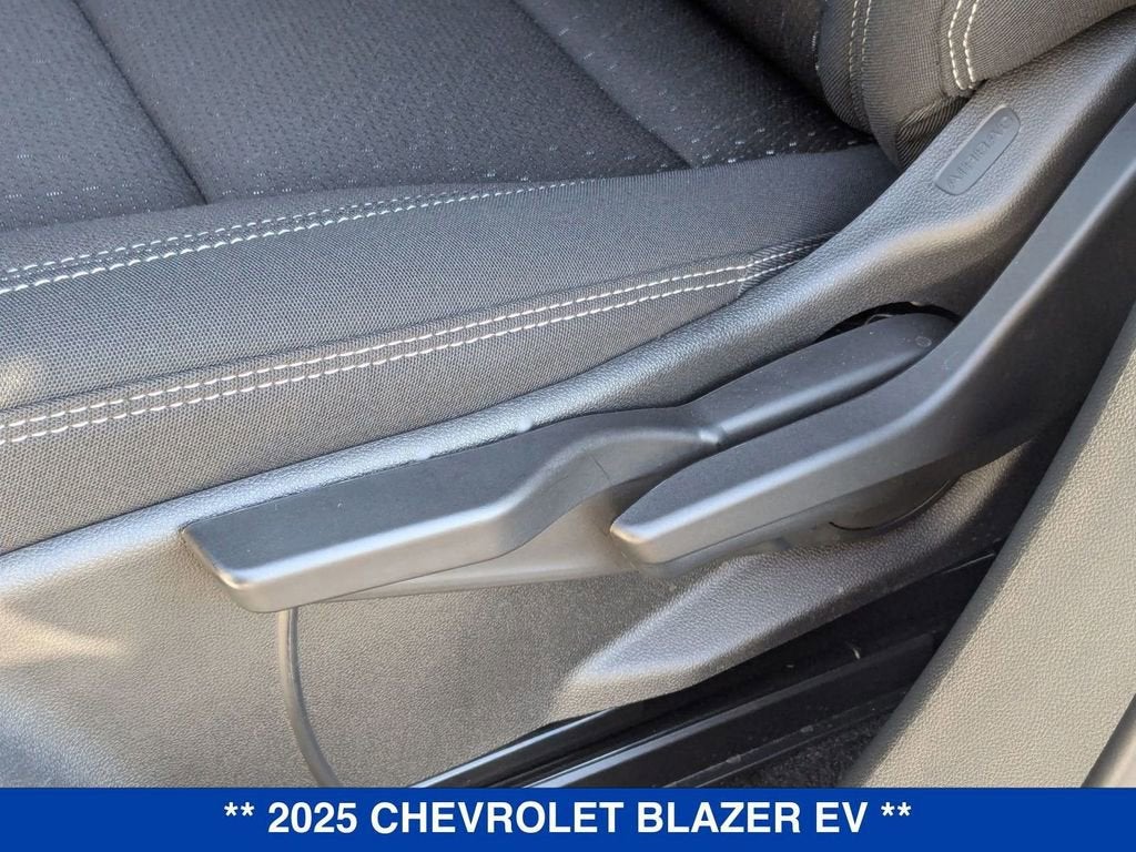 2025 Chevrolet Blazer EV LT