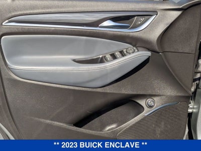 2023 Buick Enclave Essence