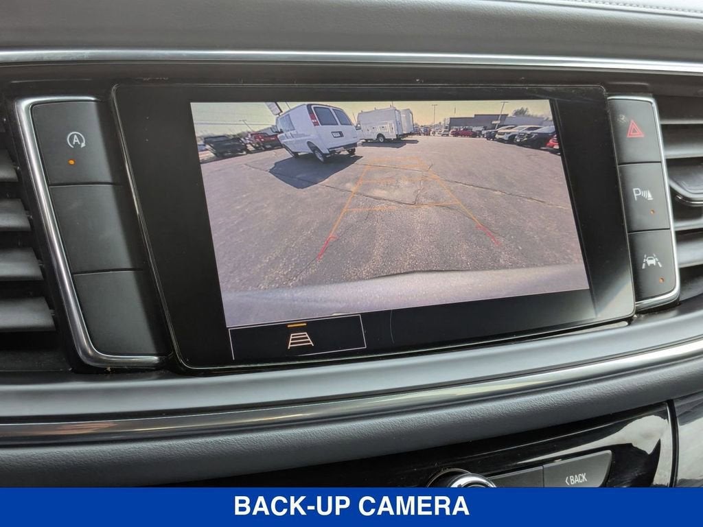 2023 Buick Enclave Essence