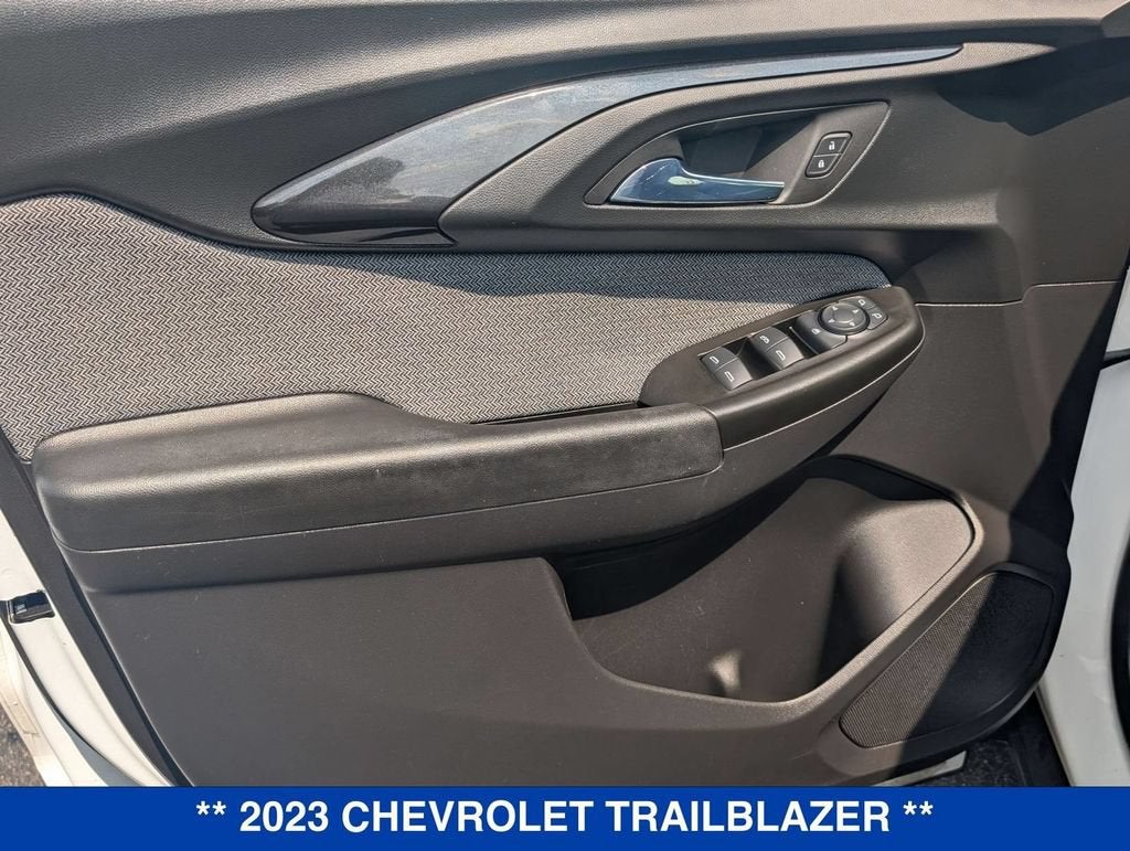 2023 Chevrolet Trailblazer LS
