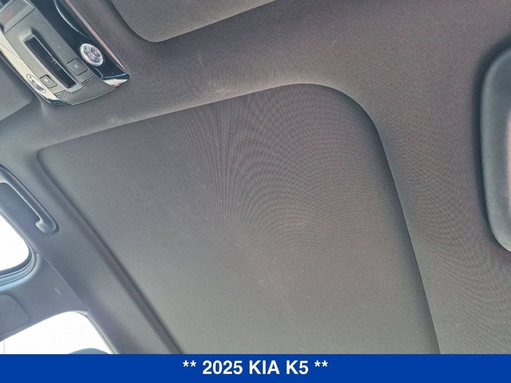 2025 Kia K5 GT-Line