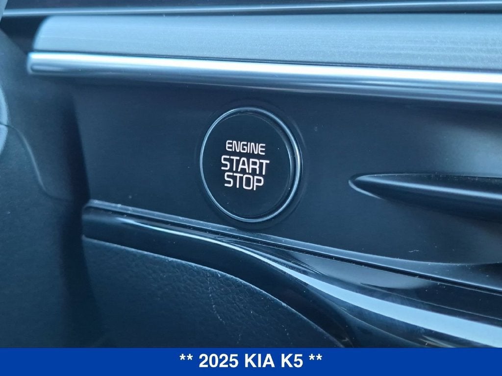 2025 Kia K5 GT-Line